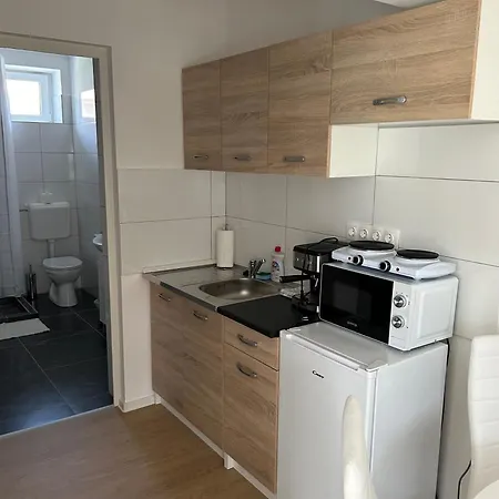 Acum Apartman Apartment *