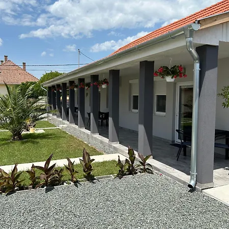Acum Apartman Apartment